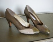 SALE Vintage 60s 70s Enrico 3-Tone Mod Retro Olive Green Heels size 7
