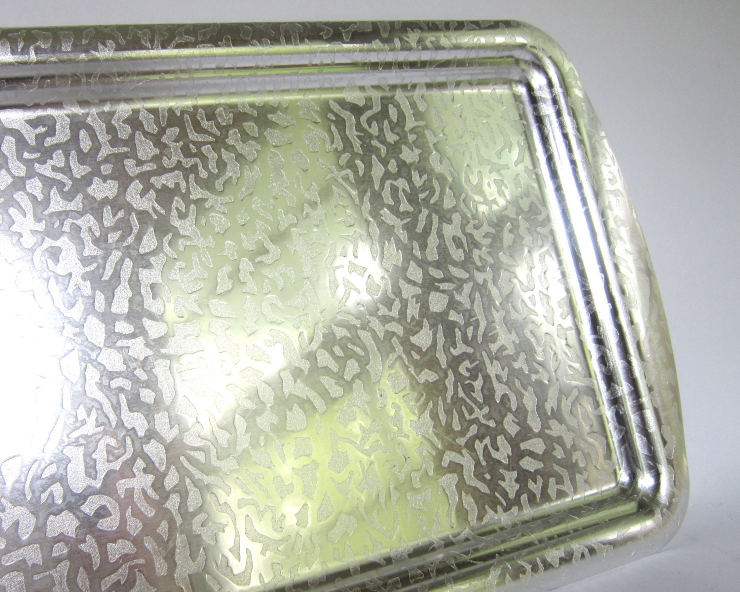Mid-Century Kensington Moiré Serving Tray, Silver Aluminum Platter in MINT Condition