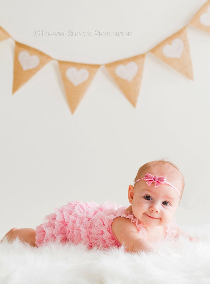 Burlap Heart Banner - White hearts burlap bammer- Wedding Burlap Banner - wedding garland - wedding sign