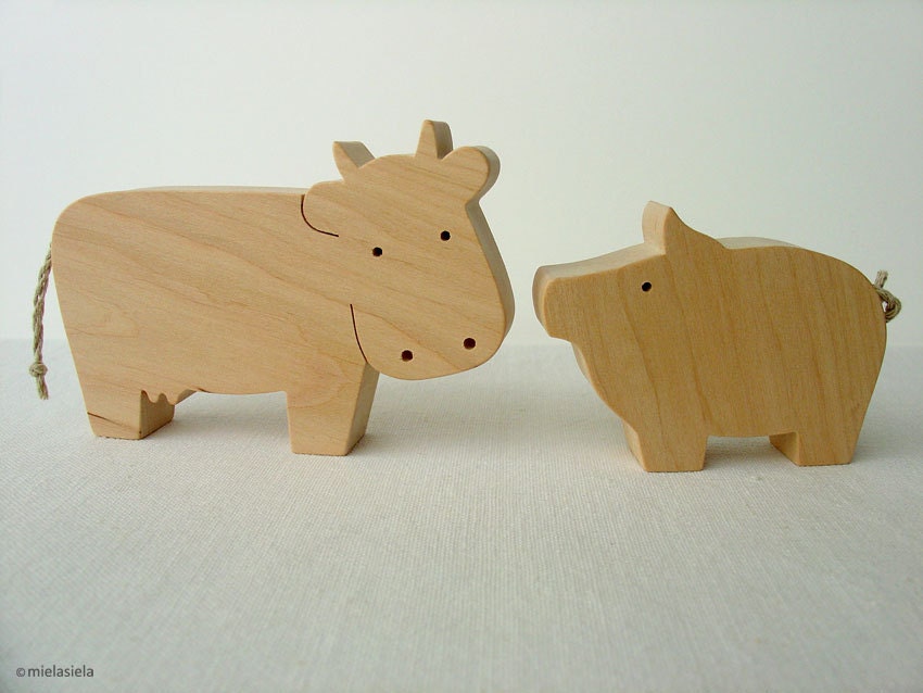 Wooden Farm Animals - a cow and a pig - Waldorf Eco Friendly Toys - Handmade