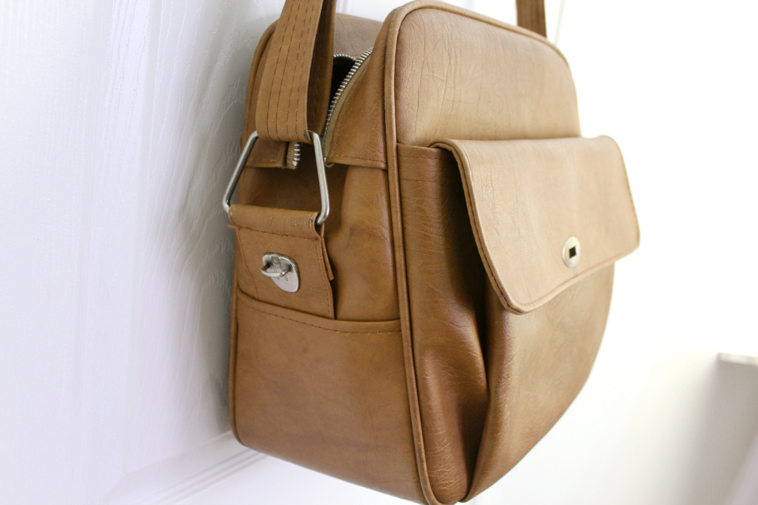 Vintage Taupe Samsonite Travel Bag with Shoulder Strap