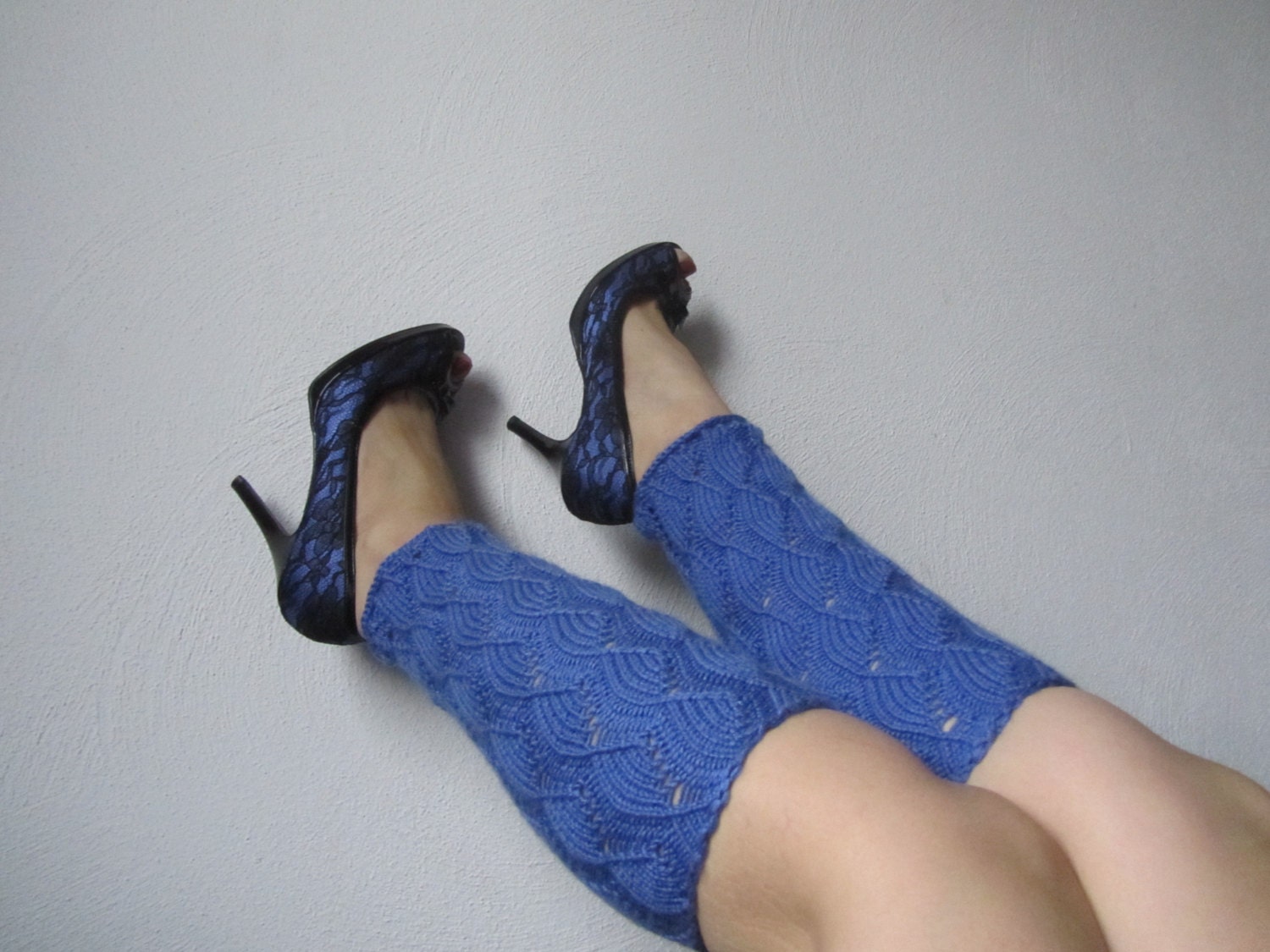Hand Knit Lavender Leg Warmers for Women, Knitted fashion Leg Warmers in Lavender