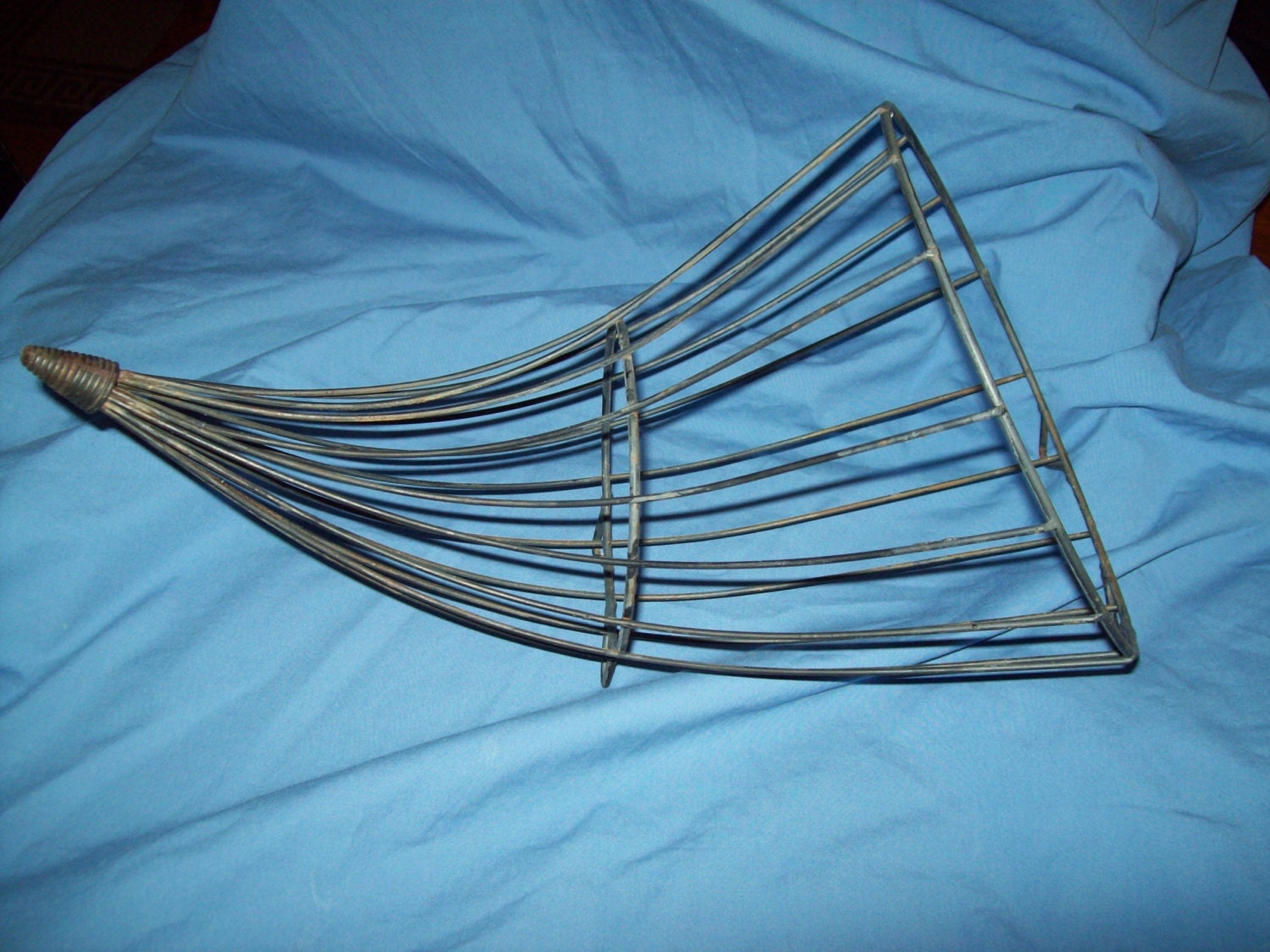 Wire Cornucopia Horn Of Plenty Bounty Thanksgiving Centerpiece Flowers Decor Garden Footed Holiday Cone
