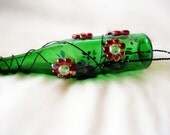 3D Rose Garden Wine Bottle Hummingbird Feeder with Handpainted Accents. FREE SHIPPING anywhere in USA