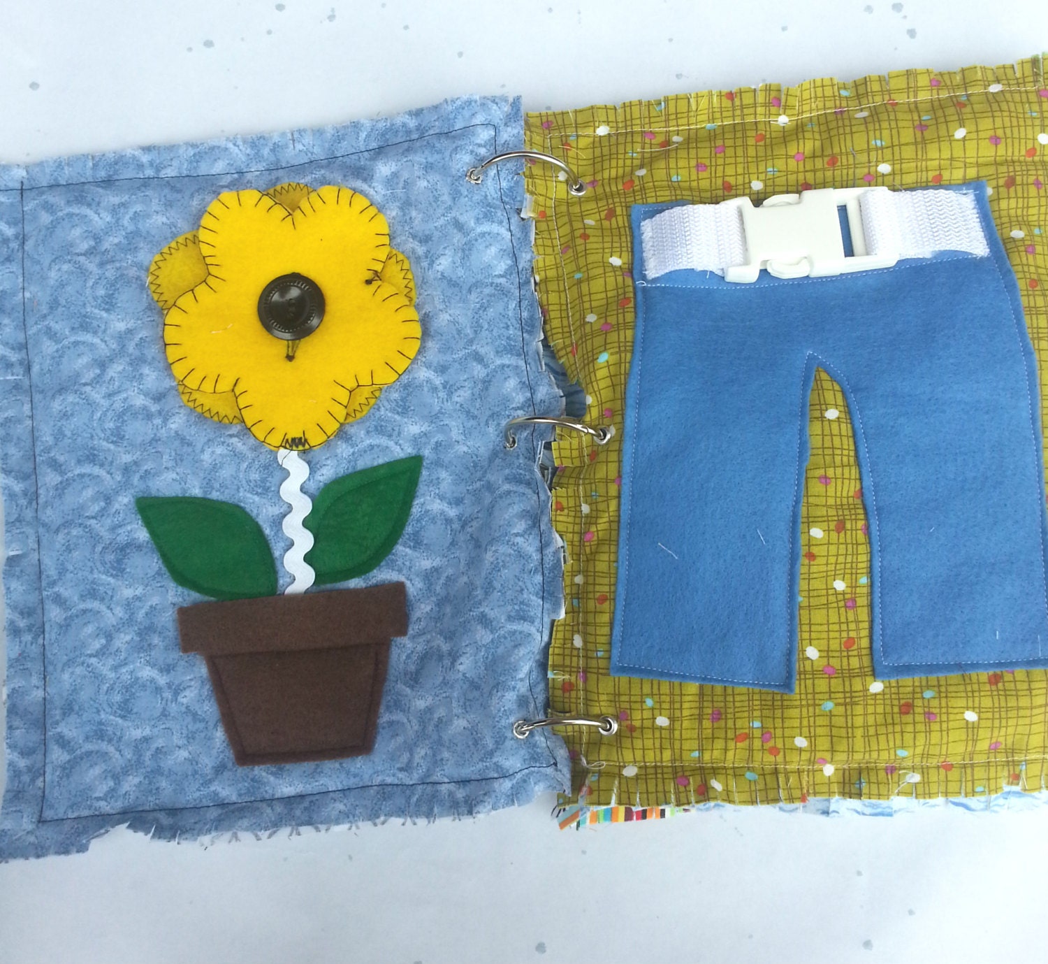 Quiet book - Busy Book  - Activity Book - Fabric Book