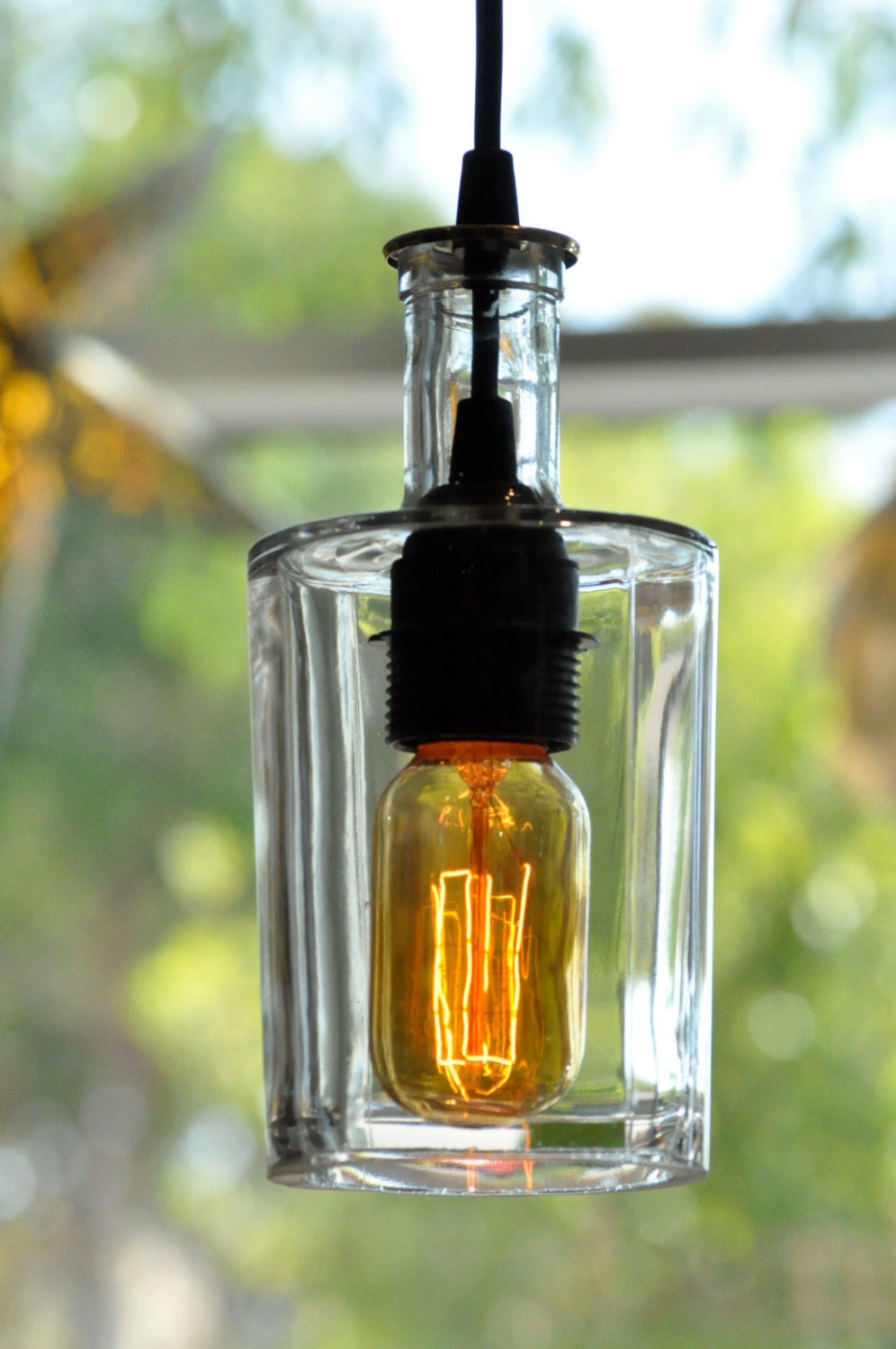Recycle Whiskey Bottle Hanging Pendant Lamp with Vintage Lightbulb
