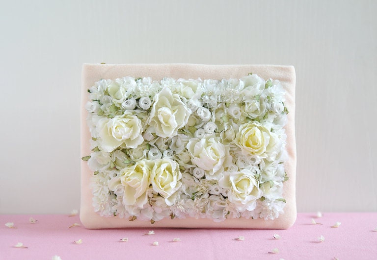 The White Field Clutch - ivory flower wedding purse