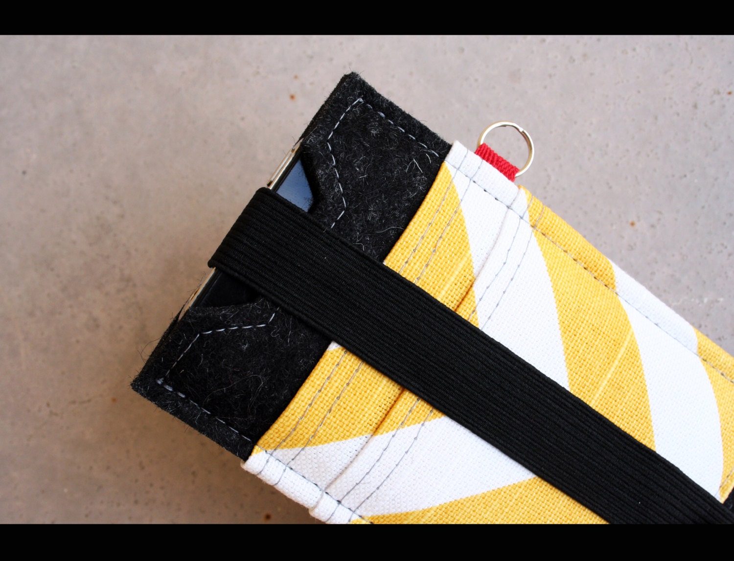 Iphone case sleeve - 100% merino wool felt 3mm & cotton accent