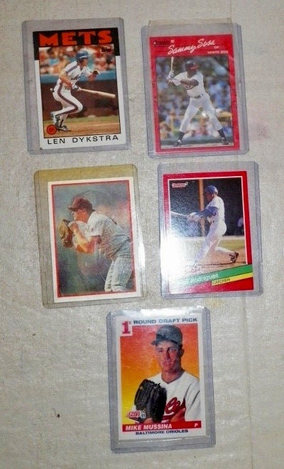 5 Pro Baseball Rookie Cards: Mike Mussina, Sammy Sosa, Ivan Rodriguez, John Kruk & Lenny Dykstra