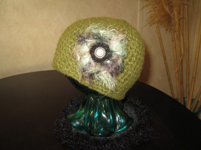 Crochet Girl Hat With Flower 6 to 12 months