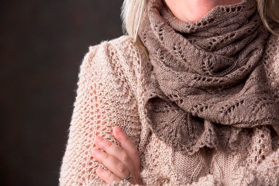 Lace Scarf for women/ladies, hand knit in luxurious Qiviut-Merino Blend (Qiviut called the Cashmere of the North)