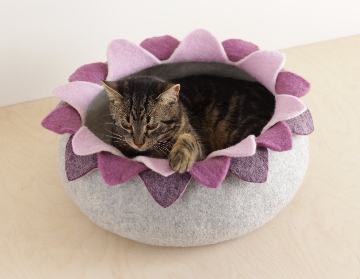 Cat bed/cat house/cat cave/purple lotus felted cat bed