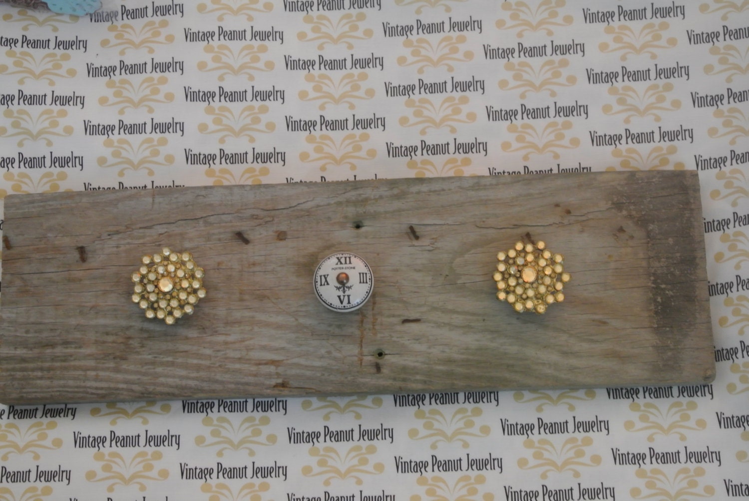 Jewelry & Accessory Hanger