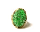 14k Yellow Gold Carved Jade Ring Size 5