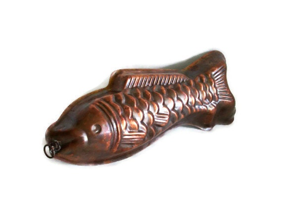 German vintage copper FISH cake mold, WEST GERMANY, Wagner, Wall hanging display Kitchen decor kitchenware. Jello jelly gelatine bakeware