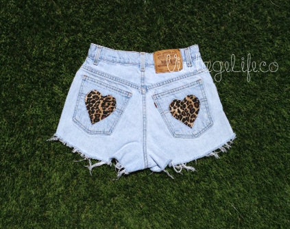 High Waist Denim Leopard Heart Pocket Light distress Light Wash Jean Shorts size 26