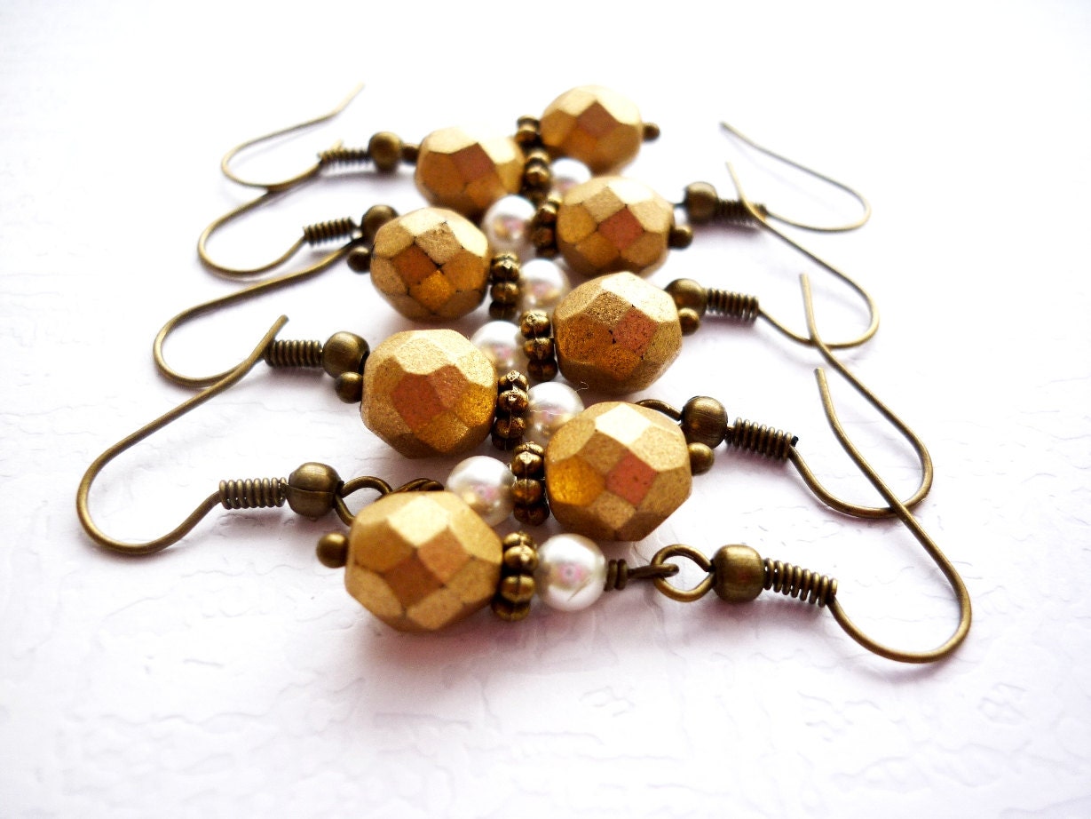 Wedding Jewelry, Bridesmaids Gift, Maid of Honor, Gold & White Bronze Vintage Weddings, Rustic Earrings, White and Gold Wedding