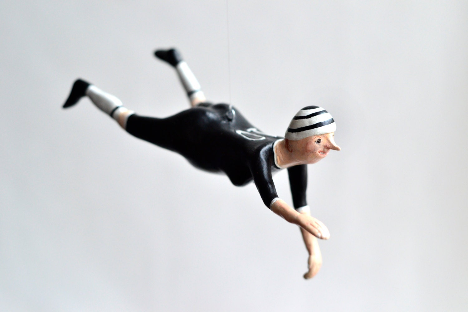 Hanging sculpture - Lily  the swimmer