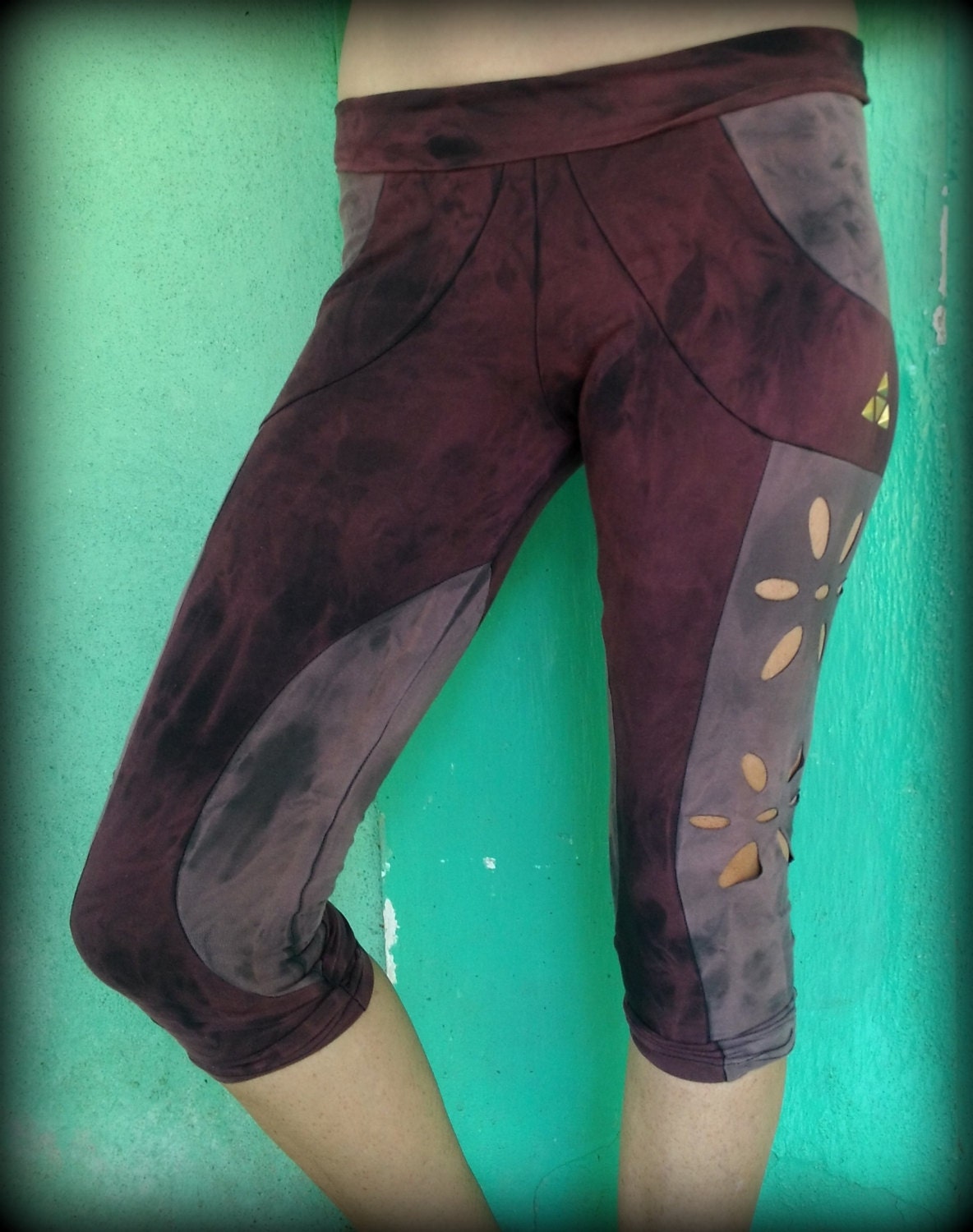 Stella leggings renalternativewear are soft and comfortable, made from Cotton/Lycra fitting to Yoga, sport, party, everything...