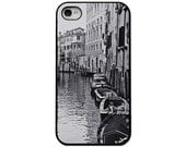 Venice Italy Iphone case - Iphone 4 case - Iphone 5 case - Venice Italy gondola - black and white Iphone case - Italy Iphone case