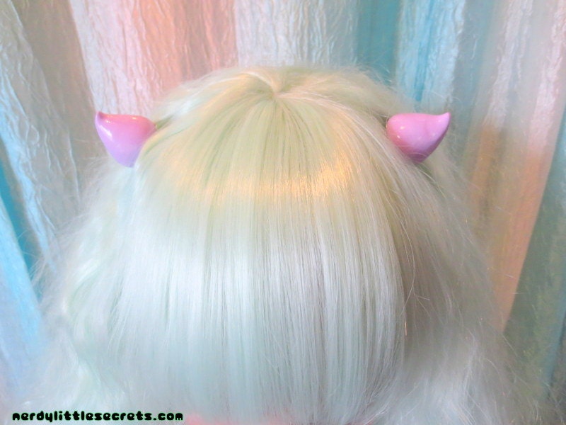 Pastel Goth Horn Hair Clips (Lavender)