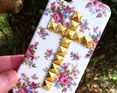 White Vintage Flower Gold Cross Studded Hard iPod Touch 4 4th gen