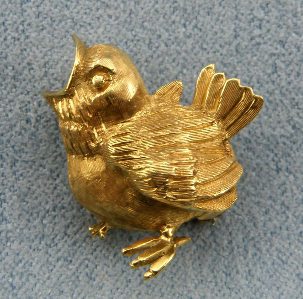 Lovely 3-D Baby Bird 18K Solid Yellow Gold Pin/Brooch, Sku PIN-1037