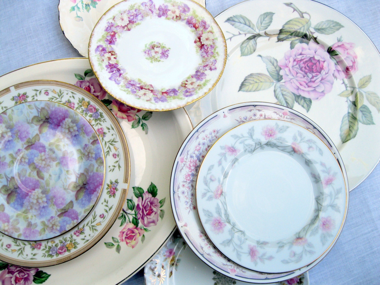 Vintage Mismatched Plate Collection for Wall Hanging Collage, Pink and Purple Floral plates and platter, set 6