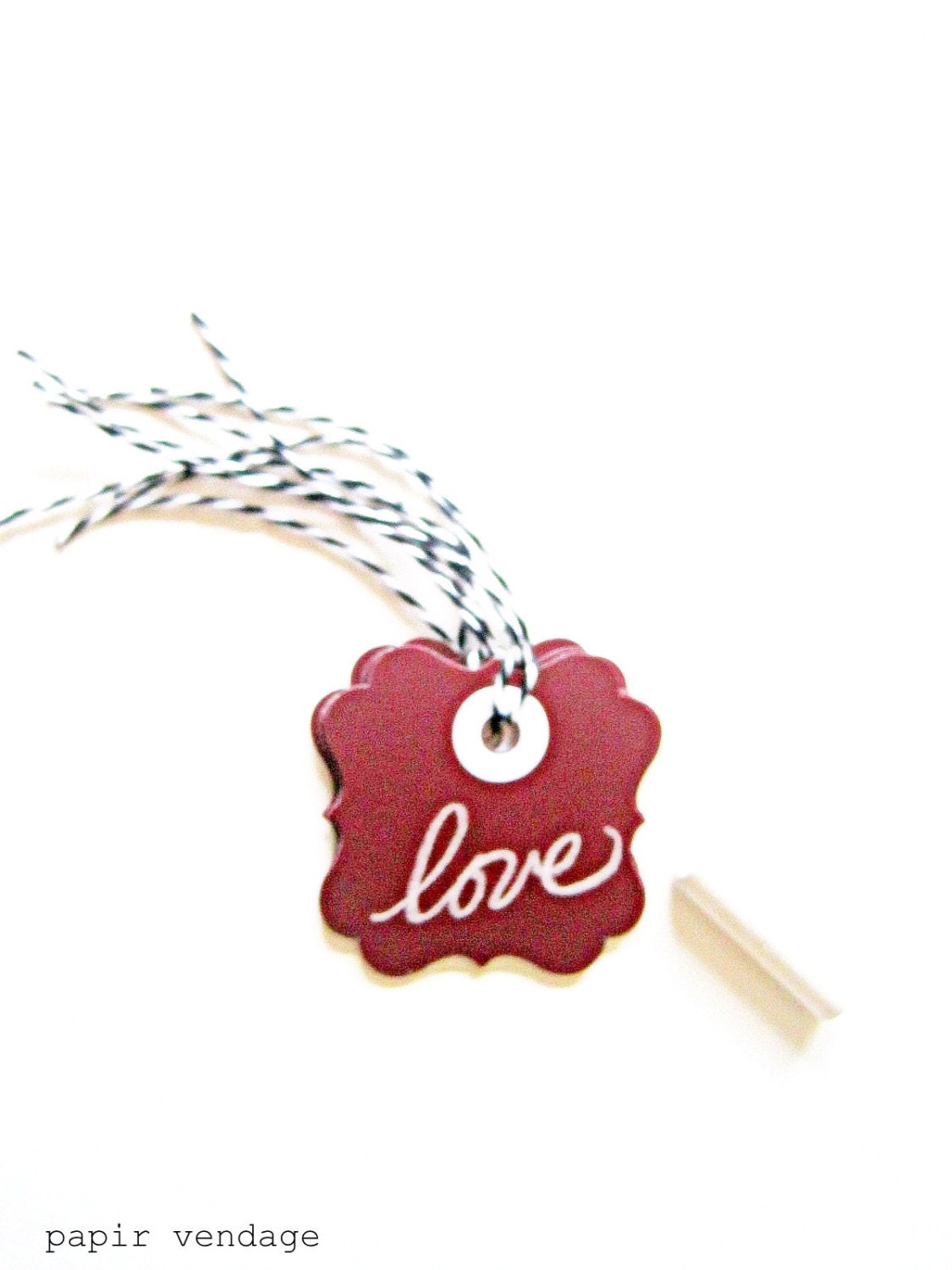 10 Burgundy Chalkboard Tags, Reuseable Valentine Message Gift Tags, Eco Friendly Gift Tags, Valentine Messages - papirvendage
