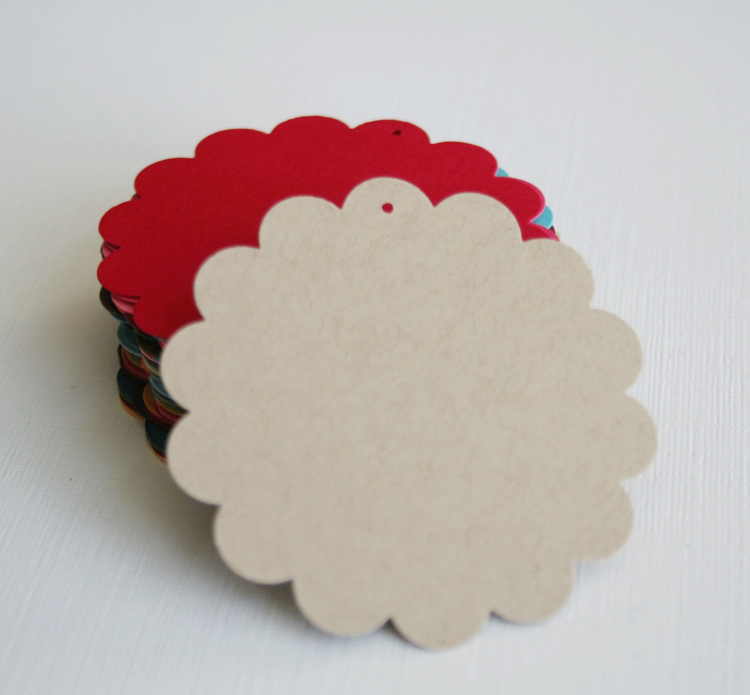 Scalloped circles tags - gift tag/price tag