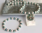 Green Paua Shell and Pearl Beaded Necklace with Matching Beaded Stretch Bracelet - Handmade Jewelry - OOAK - Ready to Ship
