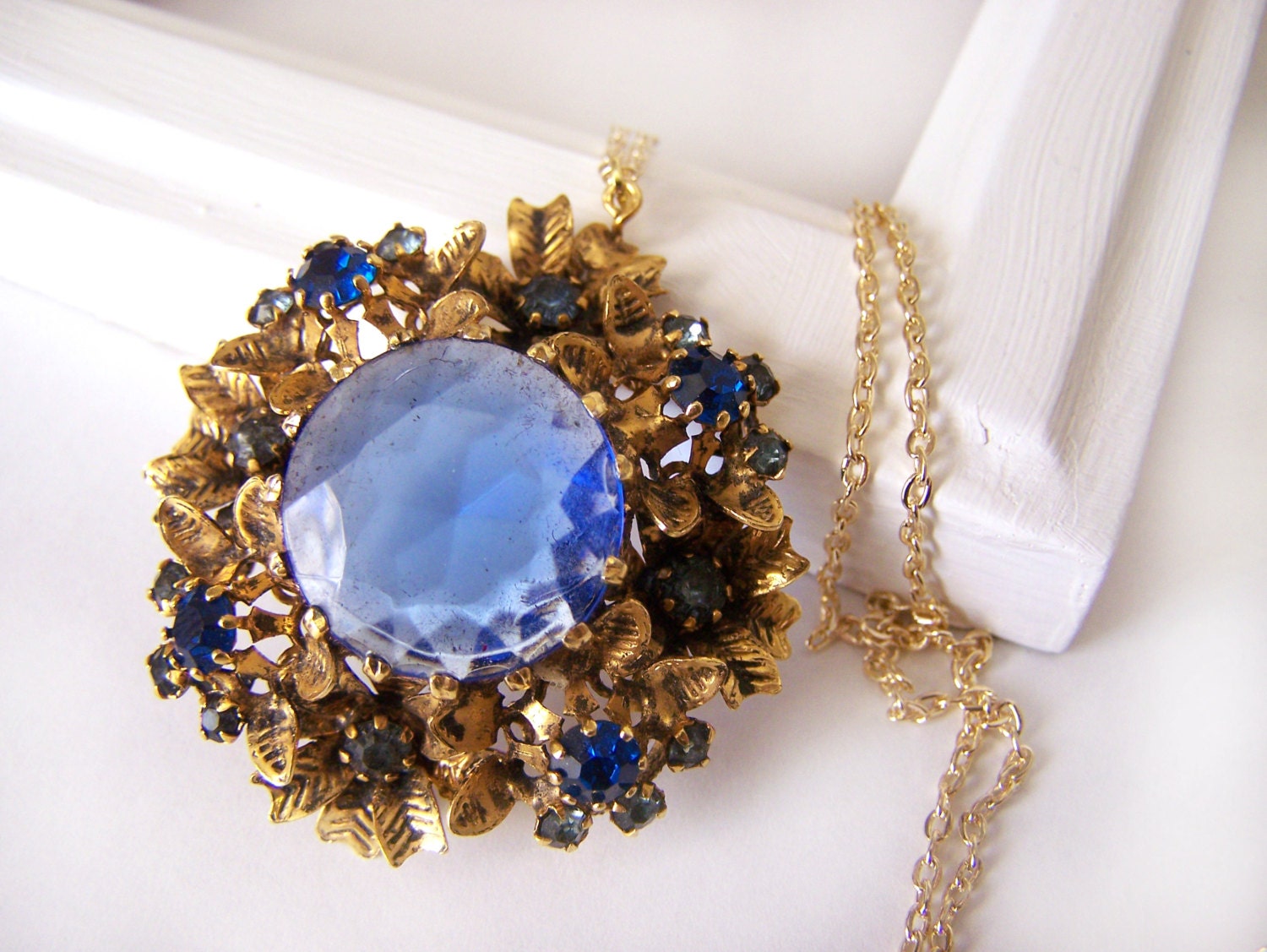 Vintage Ornate Gold Tone Ocean Blue Austrian Crystal Adjustable Necklace / Gift for Her / N261