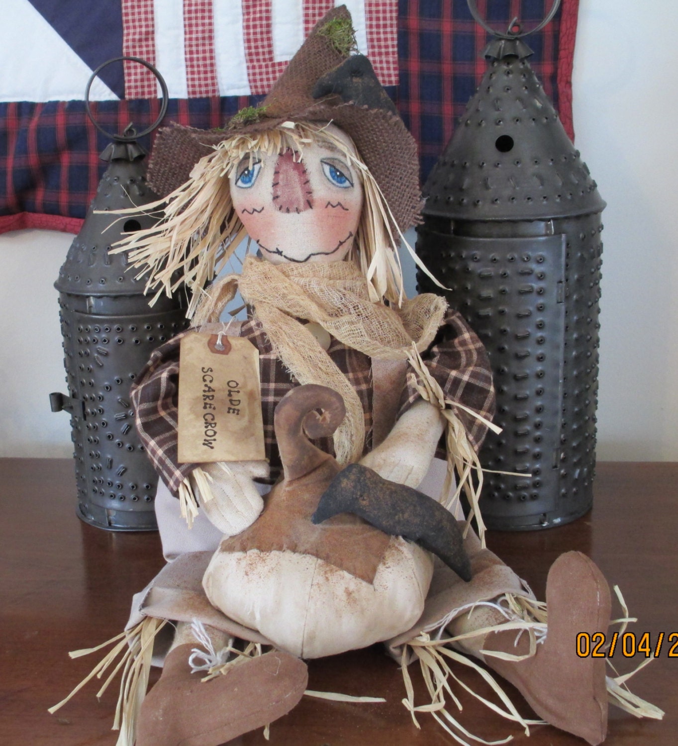Primitive Fall / Halloween Folk Art Country Scarecrow with crows and curly white pumpkin"