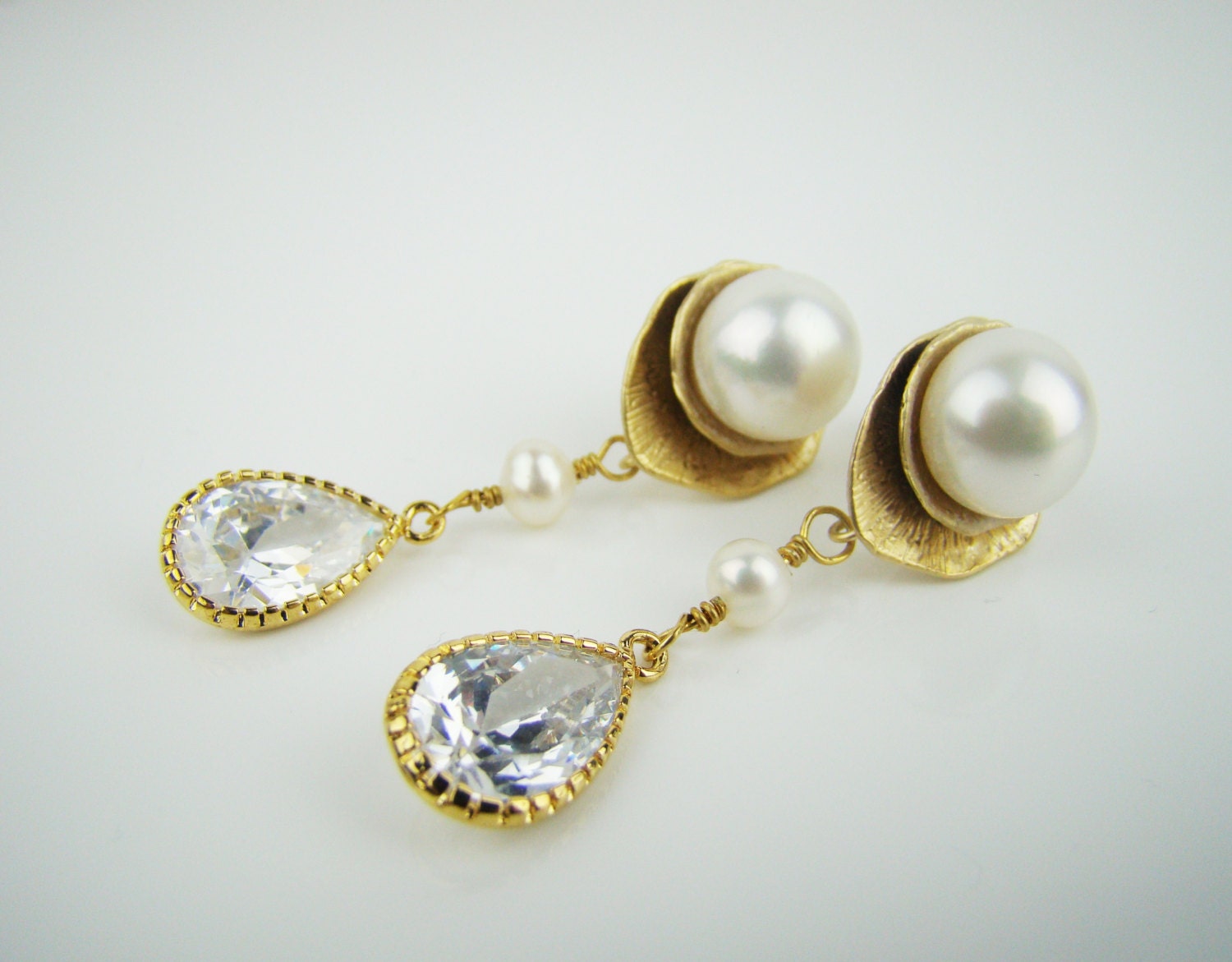 Bridal earrings, freshwater pearl earrings, wedding jewelry, 7 pm boutique, zircon drop earrings, dangle earrings, lotus leaf earrings