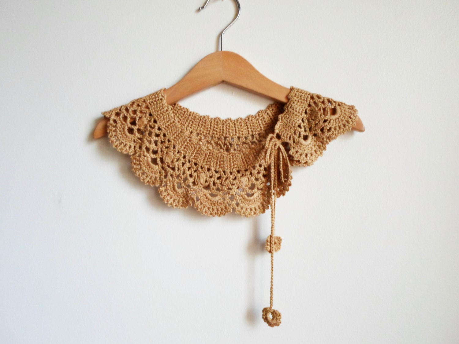 Crochet collar, Peter Pan Collar Necklace, collar necklace caramel, brown,  Bridesmaid gift.