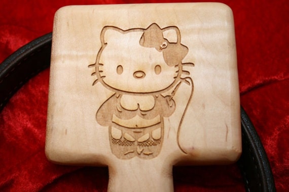 Add the Kinky Kitty to one side of your paddle