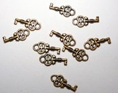 10 Gold Key Charms, Mini Keys, Ornate Fancy Keys, Gold Tone Charms, Alice In Wonderland, Steampunk, UK seller