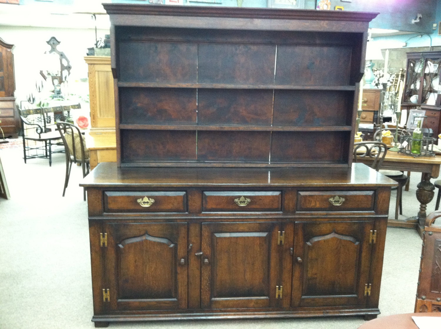 Gorgeous Antique Oak (English) Cabinet with Plate Rack Hutch circa 1860