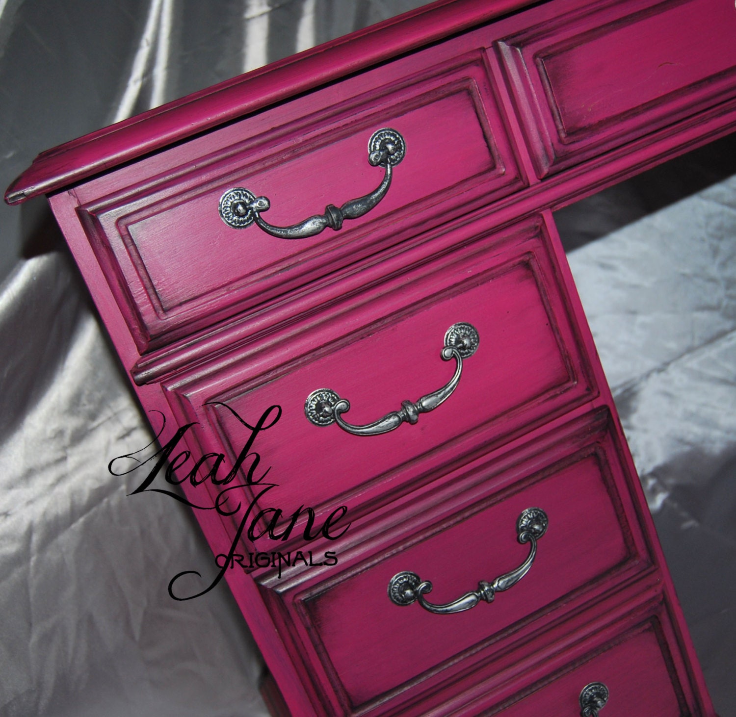 Fabulous Hot Pink Desk Dressing Vanity