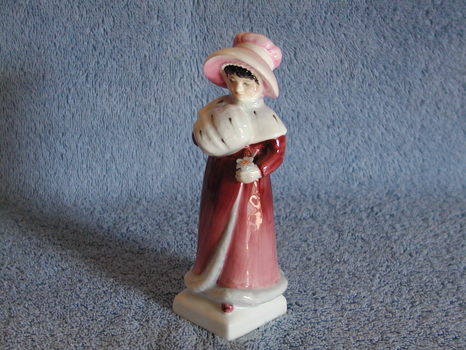 Royal Doulton Kate Greenway Collection Figurine - Sophie HN2833