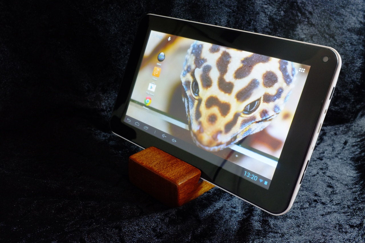 Hardwood tablet stand (Nexus 7, Kindle, iPad Mini)