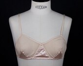 Bra Valentine and wedding chiffon and satin powder