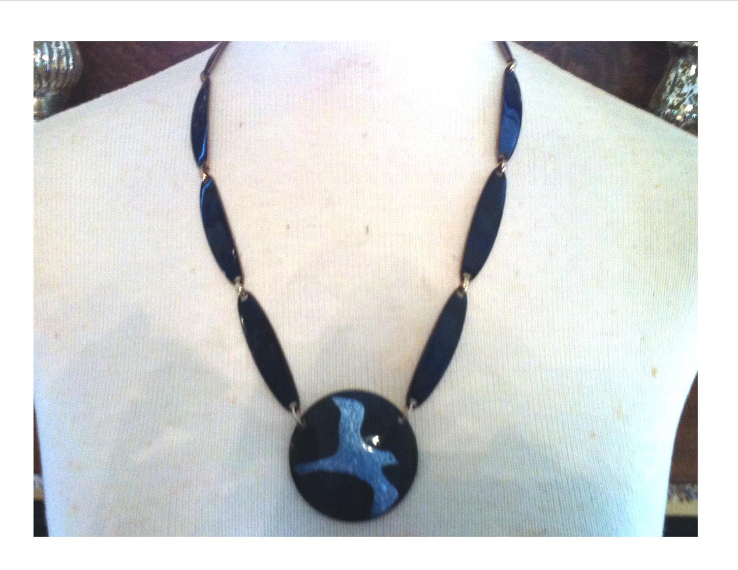Vintage Kay Denning Enamel Circular Seagull Pendant Royal and Sky Blue Tones Beautiful Summer Vintage 70s Seagull Necklace