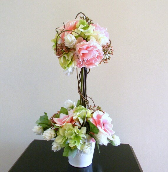 Topiary, flower arrangement, floral centerpiece, wedding centerpiece, garden floral arrangement, spring arrangement, pink arrangement