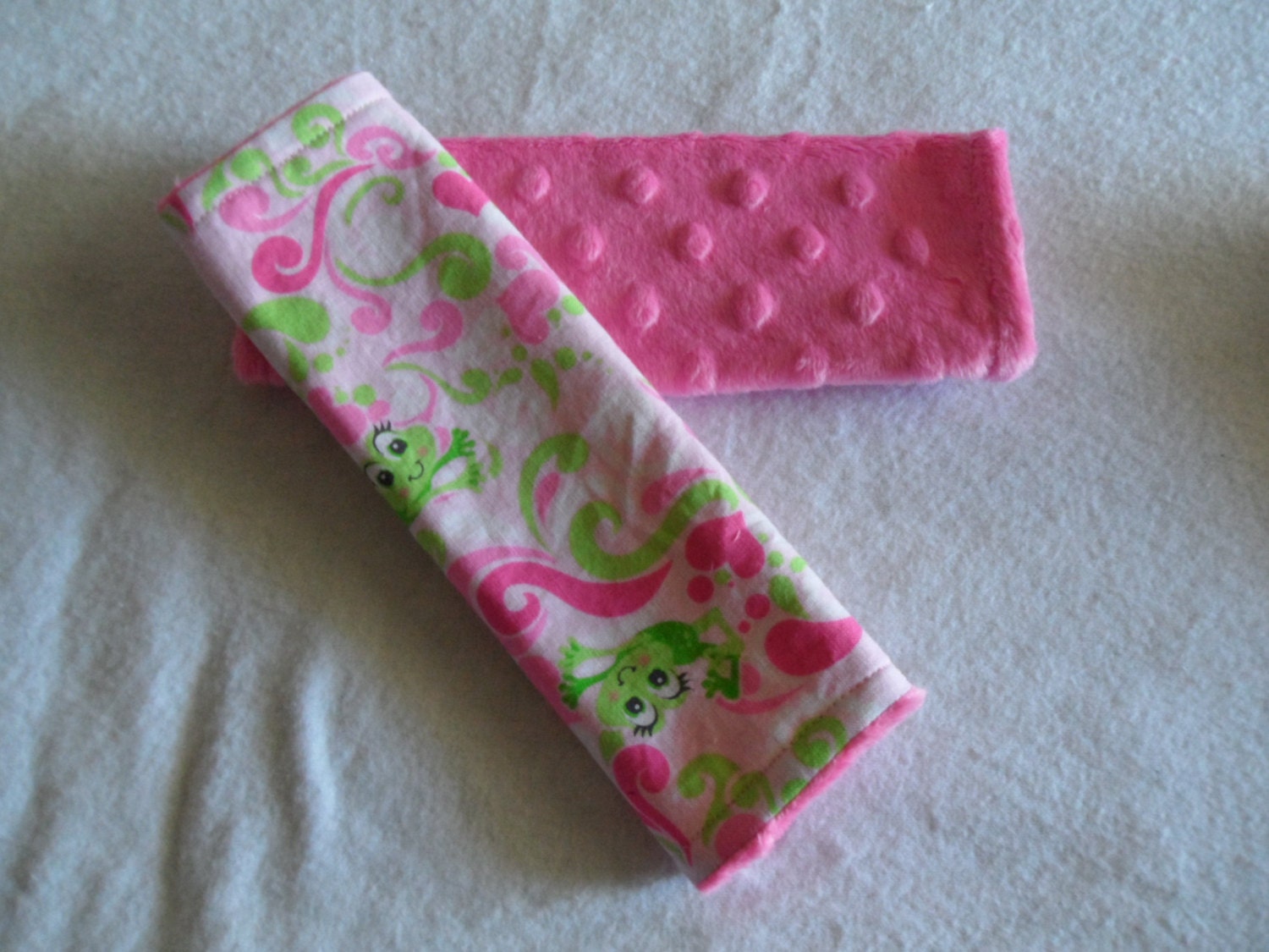 Pink Frogs Car Seat Strap Covers