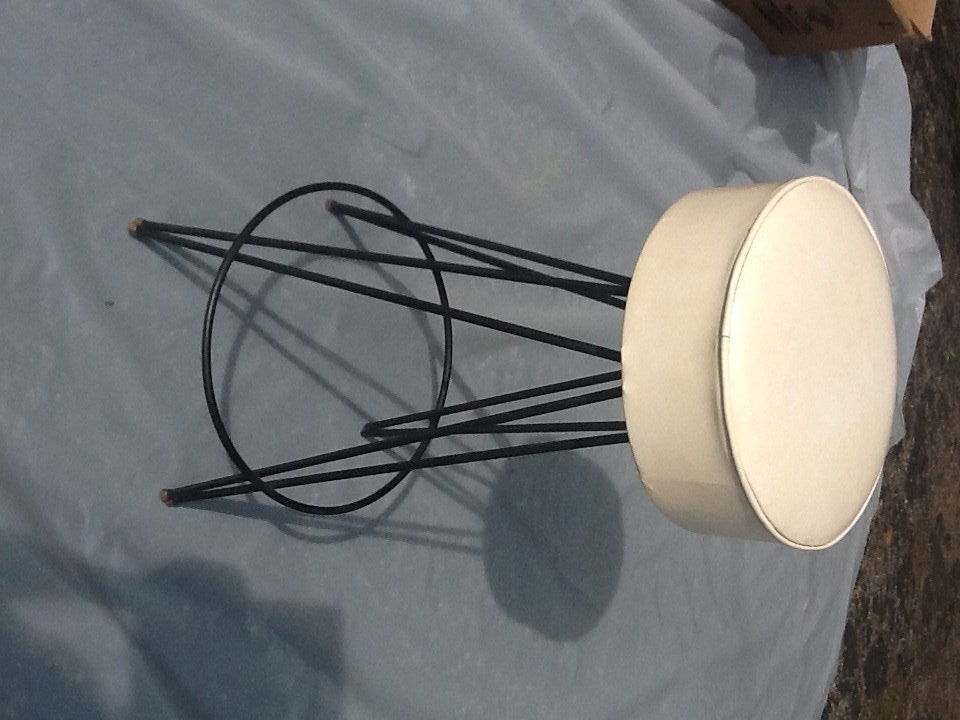 Mid Century Modern Swivel Stool / Vintage / Metal Hairpin Legs / Kitchen Chair / Counter Seating