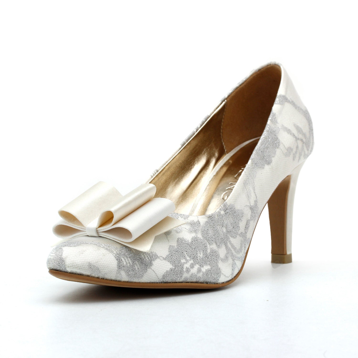 Ivory Lace Wedding Heel with front bow, Three Inch Pointy Toe Ivory Wedding Heel, Ivory Closed Toe Bridal Heel, Wedding Shoes