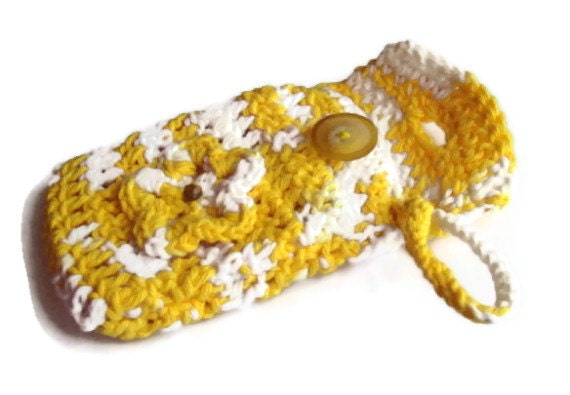 FREE SHIPIING Crochet Cell Phone Cozy with Crocheted Flower Rhinestone Gift iphone Case Daffadil Daze Yellow and White Wrist Strap