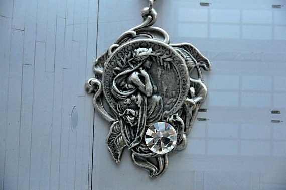 Victorian,Gothic Necklace,Swarovski Crystal,Neo Victorian,Steampunk,Lolita,Mythology,Fantasy,Goddess,MURANO