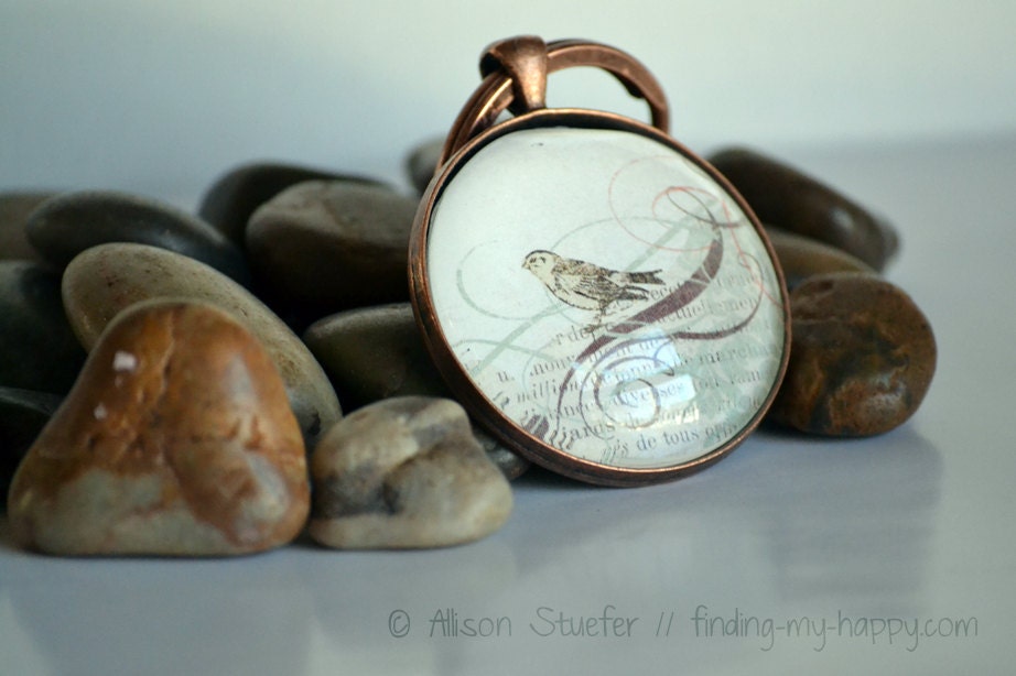 Handmade Vintage Bird Pendant Key Chain - Glass Jewelry 38mm